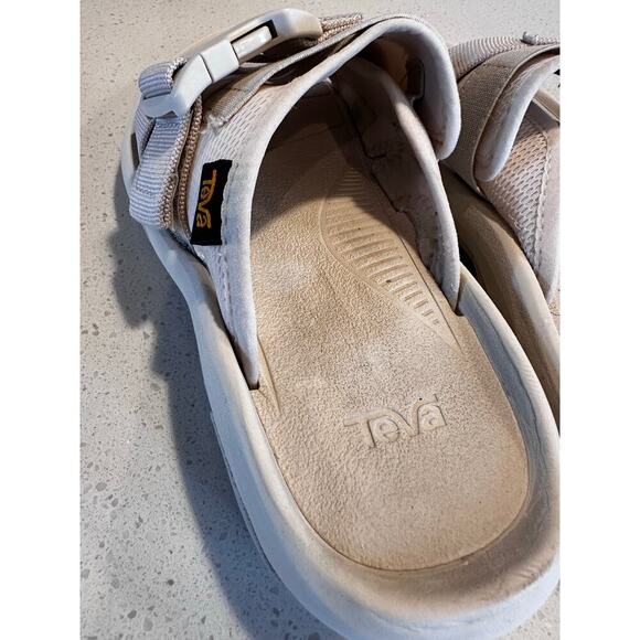 Teva Women's 6 Hurricane Verge Slip-On Slide Sandals in White - Picture 4 of 11